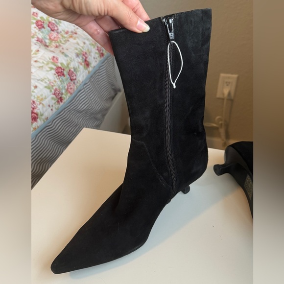 Daniel Hechter women’s suede boots - Picture 2 of 6